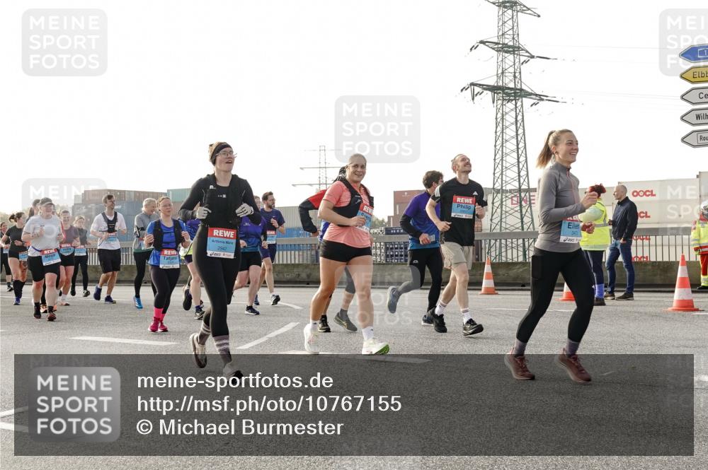 03.10.2026 - Köhlbrandbrückenlauf Michael Burmester http://msf.ph/oto/10767155 03.10.2026 09:23:35 Position 3 2942, 34 meine-sportfotos.de