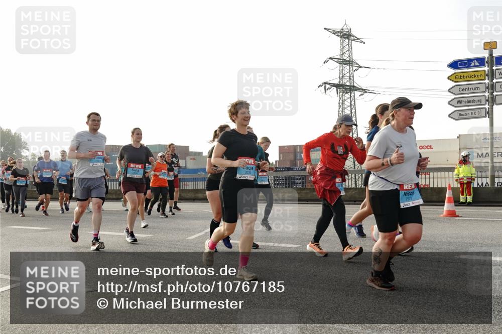 03.10.2026 - Köhlbrandbrückenlauf Michael Burmester http://msf.ph/oto/10767185 03.10.2026 09:23:40 Position 3 2039, 2979 meine-sportfotos.de