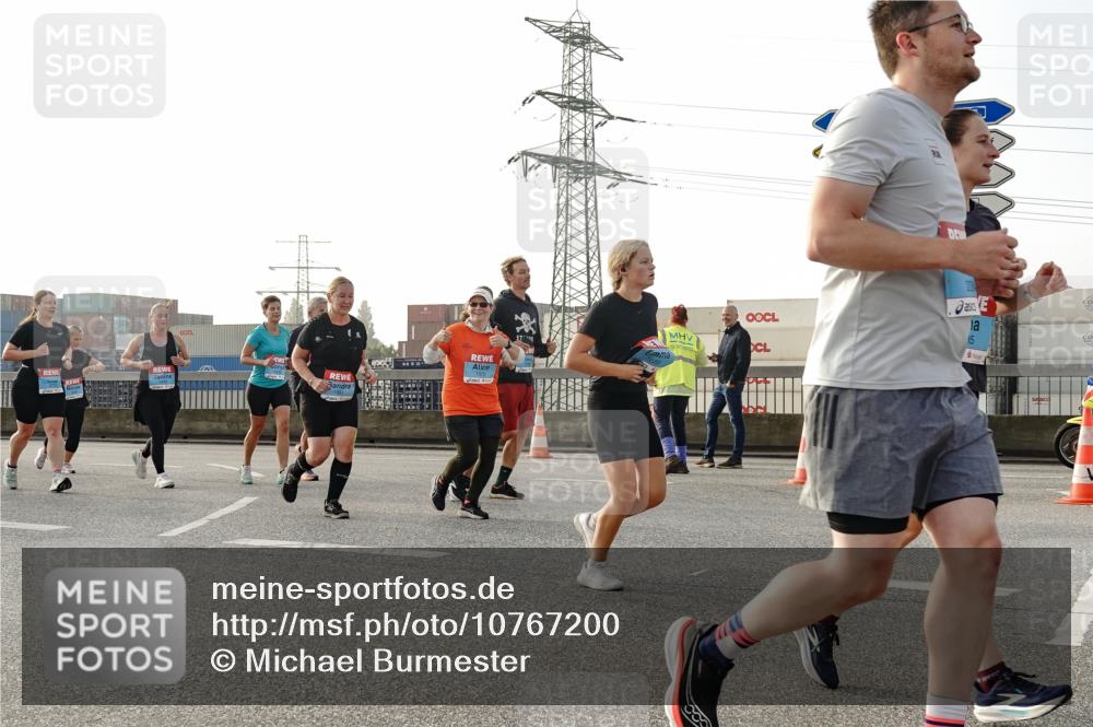03.10.2026 - Köhlbrandbrückenlauf Michael Burmester http://msf.ph/oto/10767200 03.10.2026 09:23:42 Position 3 35 meine-sportfotos.de
