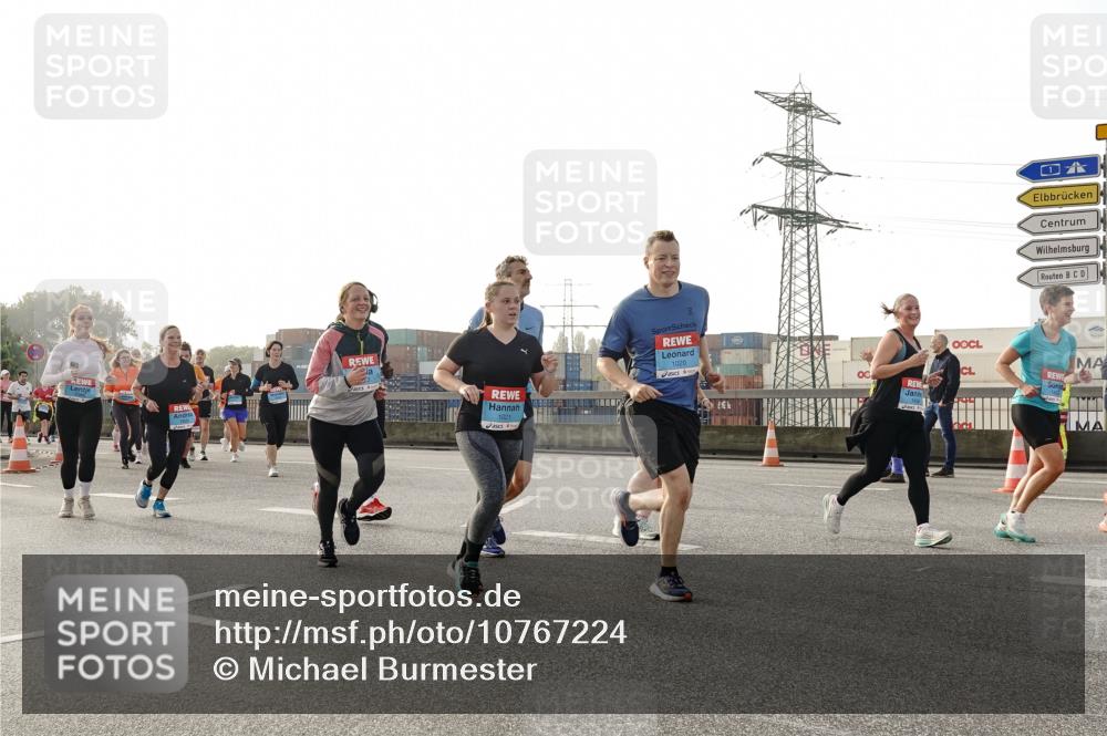 03.10.2026 - Köhlbrandbrückenlauf Michael Burmester http://msf.ph/oto/10767224 03.10.2026 09:23:44 Position 3 1021, 1020 meine-sportfotos.de