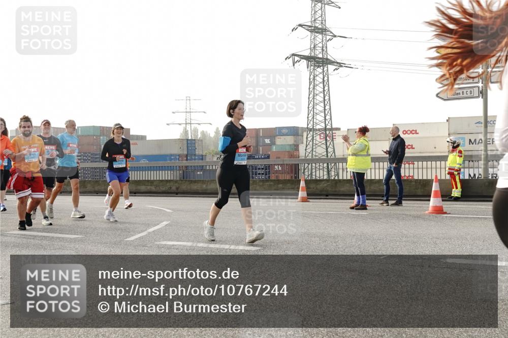 03.10.2026 - Köhlbrandbrückenlauf Michael Burmester http://msf.ph/oto/10767244 03.10.2026 09:23:47 Position 3  meine-sportfotos.de