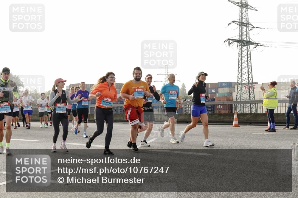 03.10.2026 - Köhlbrandbrückenlauf Michael Burmester http://msf.ph/oto/10767247 03.10.2026 09:23:49 Position 3  meine-sportfotos.de