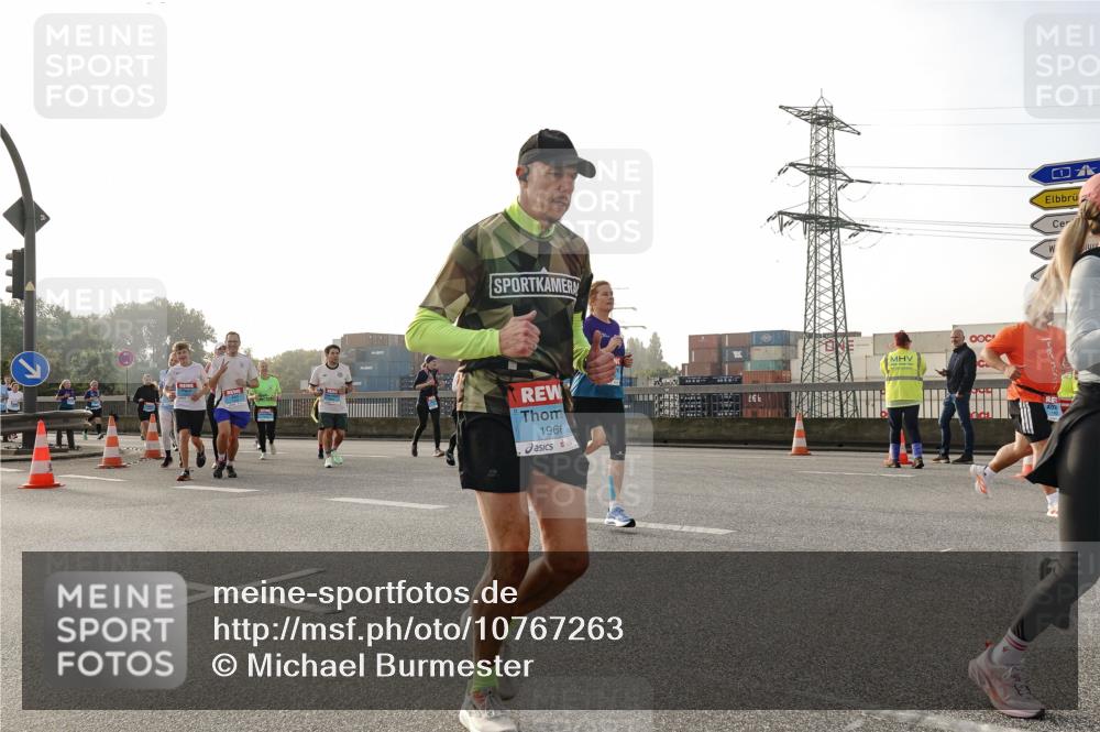 03.10.2026 - Köhlbrandbrückenlauf Michael Burmester http://msf.ph/oto/10767263 03.10.2026 09:23:51 Position 3 196 meine-sportfotos.de