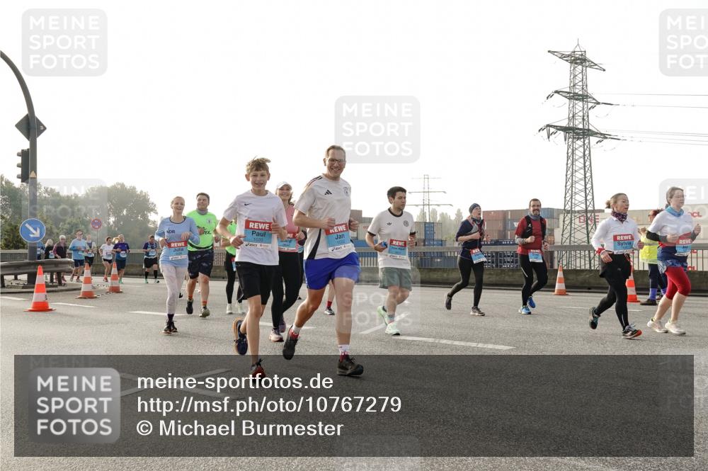 03.10.2026 - Köhlbrandbrückenlauf Michael Burmester http://msf.ph/oto/10767279 03.10.2026 09:23:54 Position 3 1033 meine-sportfotos.de