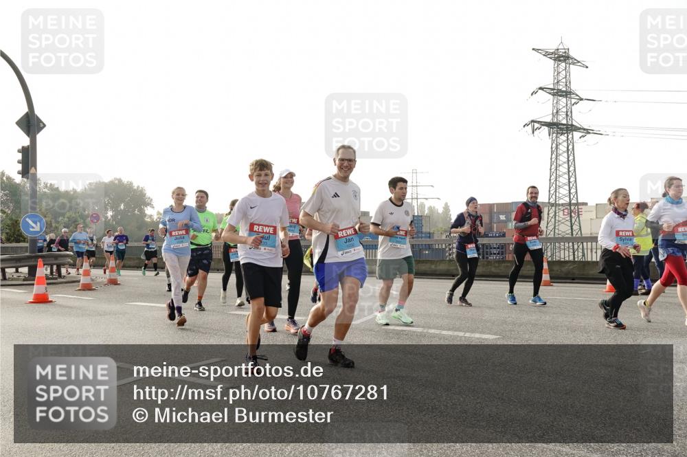 03.10.2026 - Köhlbrandbrückenlauf Michael Burmester http://msf.ph/oto/10767281 03.10.2026 09:23:54 Position 3 33, 1032 meine-sportfotos.de