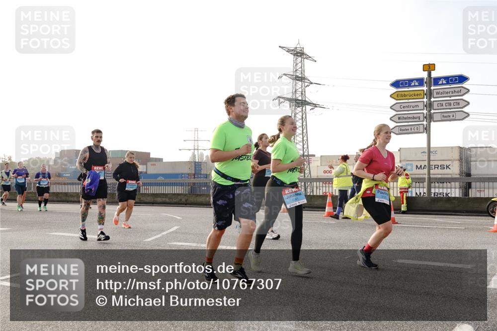 03.10.2026 - Köhlbrandbrückenlauf Michael Burmester http://msf.ph/oto/10767307 03.10.2026 09:23:57 Position 3 1041 meine-sportfotos.de
