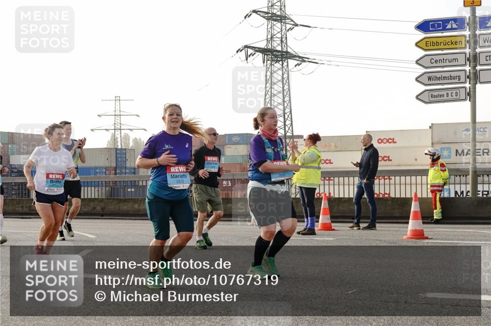 03.10.2026 - Köhlbrandbrückenlauf Michael Burmester http://msf.ph/oto/10767319 03.10.2026 09:24:02 Position 3 3515, 1704, 1434, 3261 meine-sportfotos.de