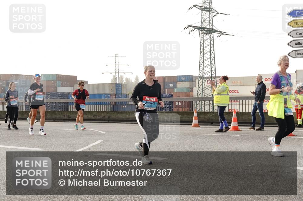 03.10.2026 - Köhlbrandbrückenlauf Michael Burmester http://msf.ph/oto/10767367 03.10.2026 09:24:10 Position 3 3284, 1 meine-sportfotos.de