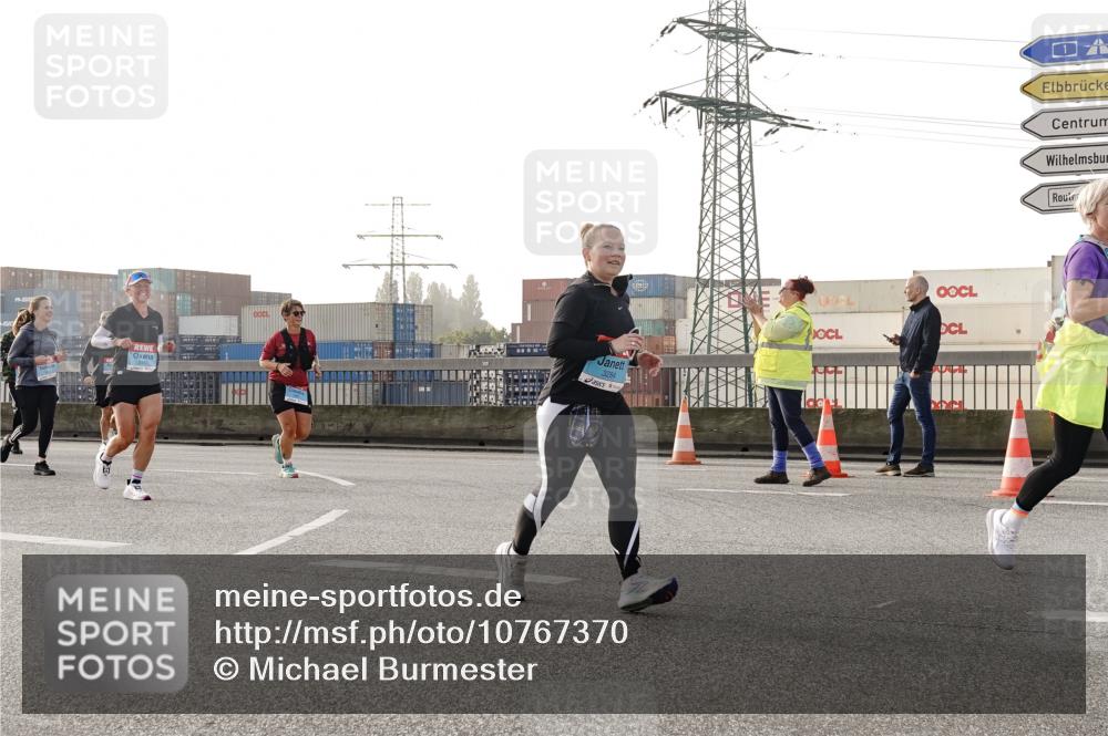 03.10.2026 - Köhlbrandbrückenlauf Michael Burmester http://msf.ph/oto/10767370 03.10.2026 09:24:10 Position 3 3284, 1 meine-sportfotos.de