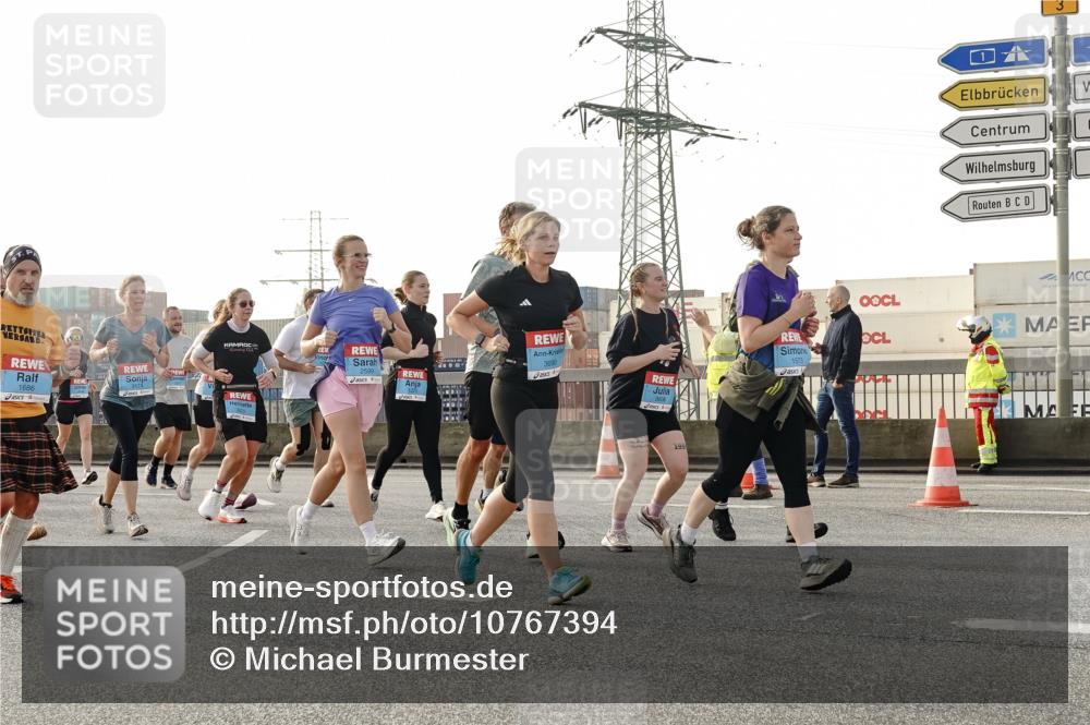 03.10.2026 - Köhlbrandbrückenlauf Michael Burmester http://msf.ph/oto/10767394 03.10.2026 09:24:15 Position 3 1686, 1573, 199 meine-sportfotos.de