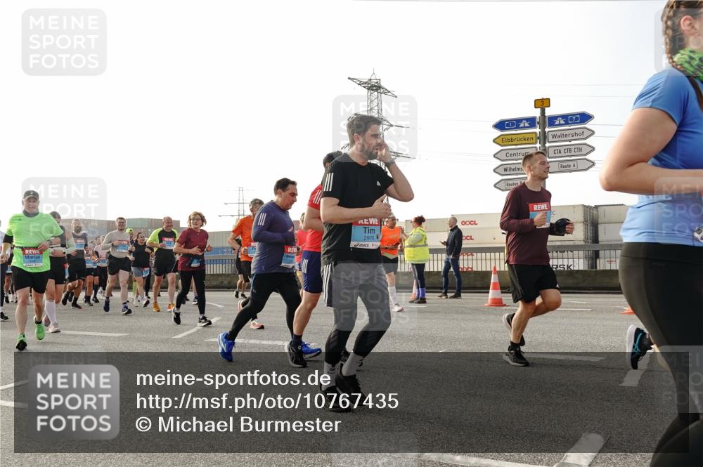 03.10.2026 - Köhlbrandbrückenlauf Michael Burmester http://msf.ph/oto/10767435 03.10.2026 09:24:21 Position 3 2976 meine-sportfotos.de