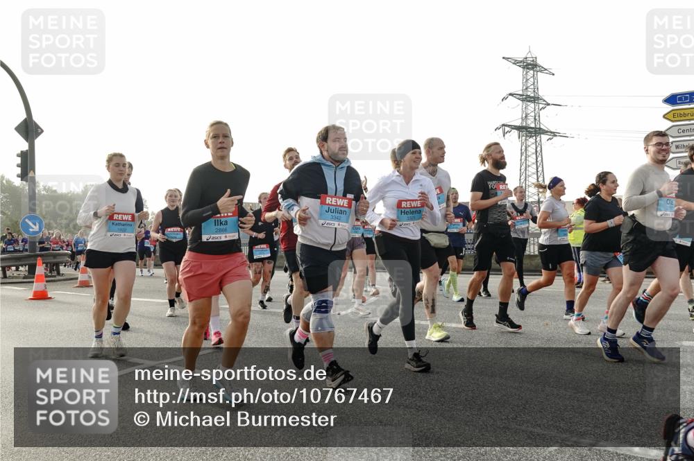 03.10.2026 - Köhlbrandbrückenlauf Michael Burmester http://msf.ph/oto/10767467 03.10.2026 09:24:25 Position 3 1822, 2866, 3325, 3342, 1 meine-sportfotos.de