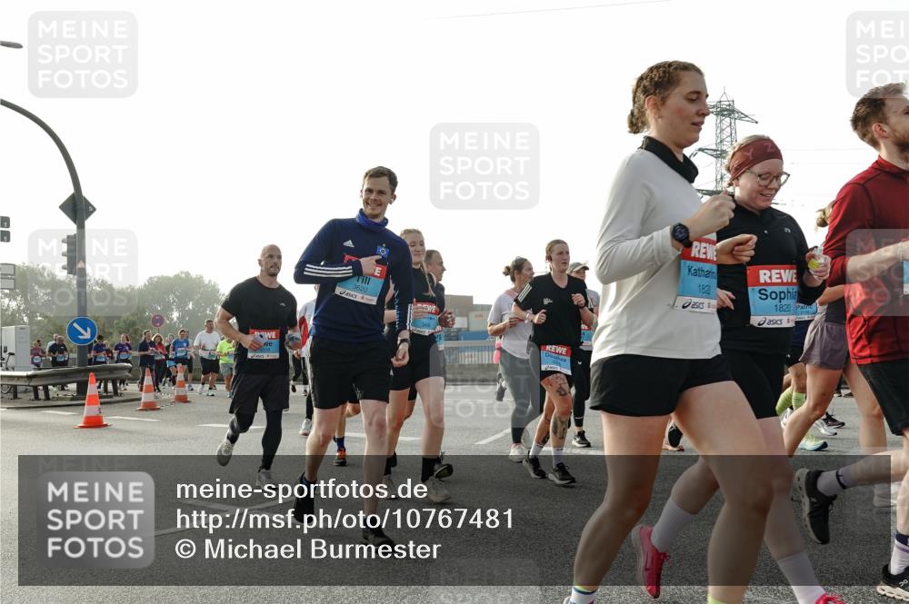 03.10.2026 - Köhlbrandbrückenlauf Michael Burmester http://msf.ph/oto/10767481 03.10.2026 09:24:26 Position 3 3620, 182, 1820 meine-sportfotos.de