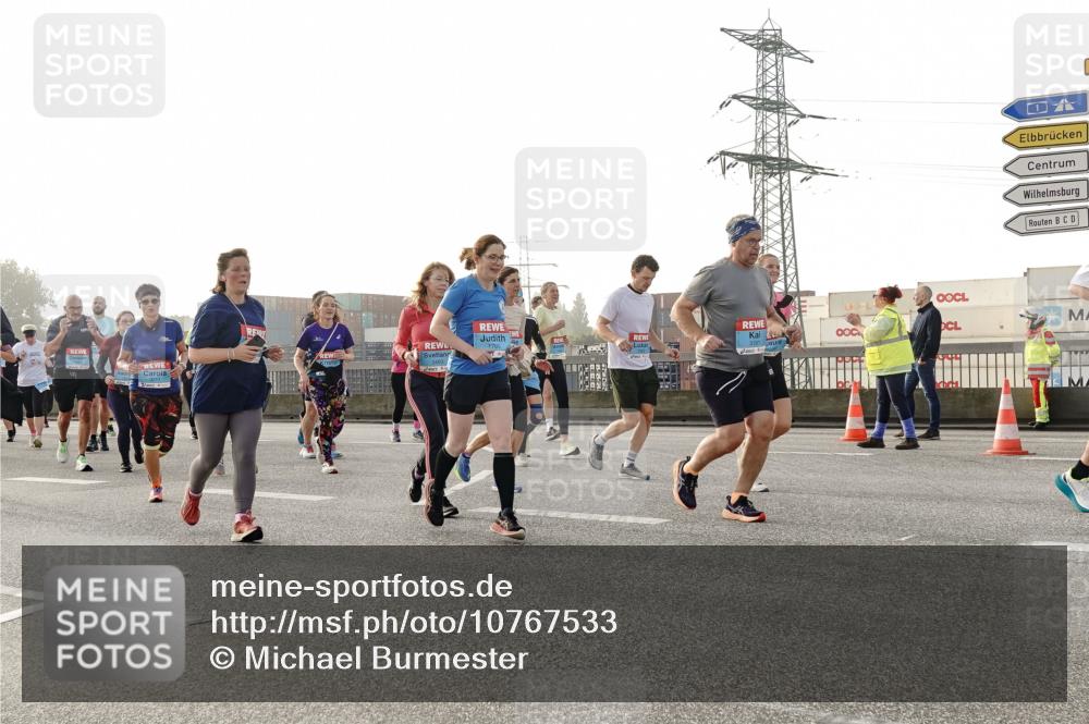 03.10.2026 - Köhlbrandbrückenlauf Michael Burmester http://msf.ph/oto/10767533 03.10.2026 09:24:35 Position 3 3211 meine-sportfotos.de