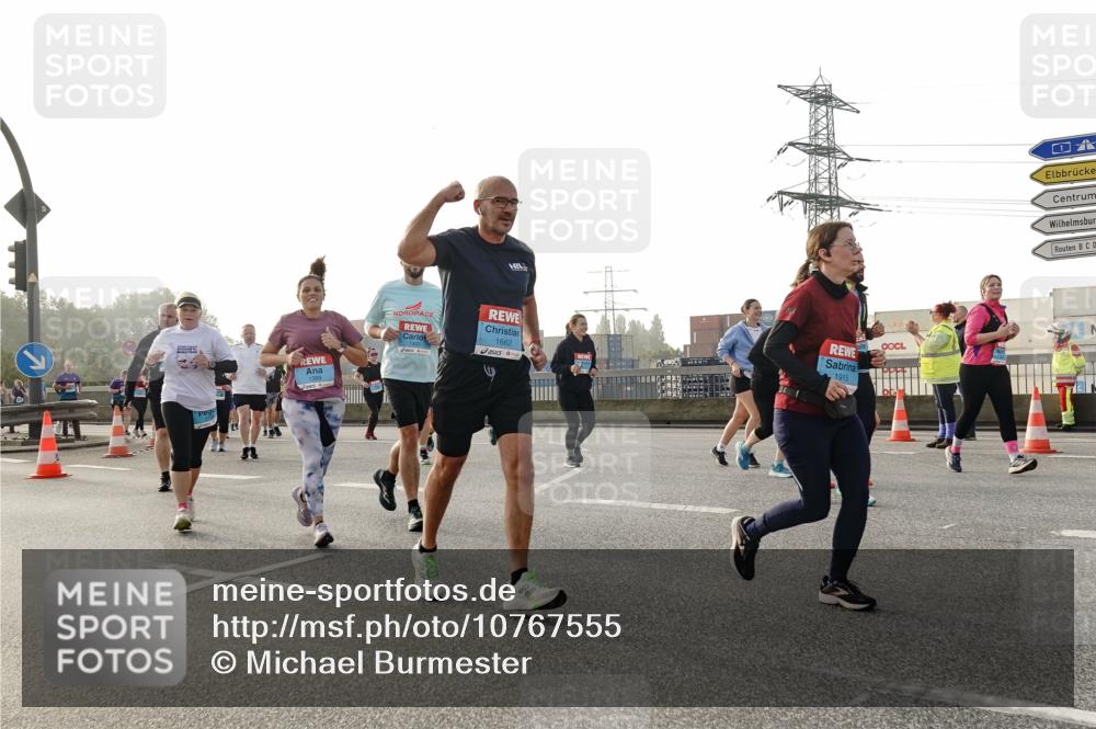 03.10.2026 - Köhlbrandbrückenlauf Michael Burmester http://msf.ph/oto/10767555 03.10.2026 09:24:38 Position 3 1662, 1915 meine-sportfotos.de