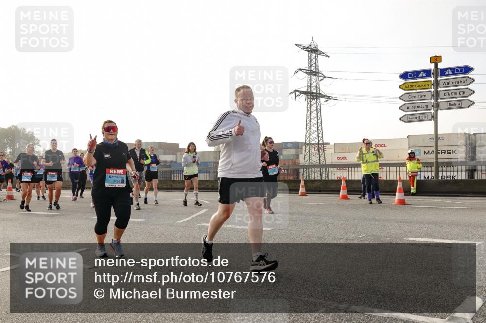 03.10.2026 - Köhlbrandbrückenlauf Michael Burmester http://msf.ph/oto/10767576 03.10.2026 09:24:43 Position 3 3456 meine-sportfotos.de