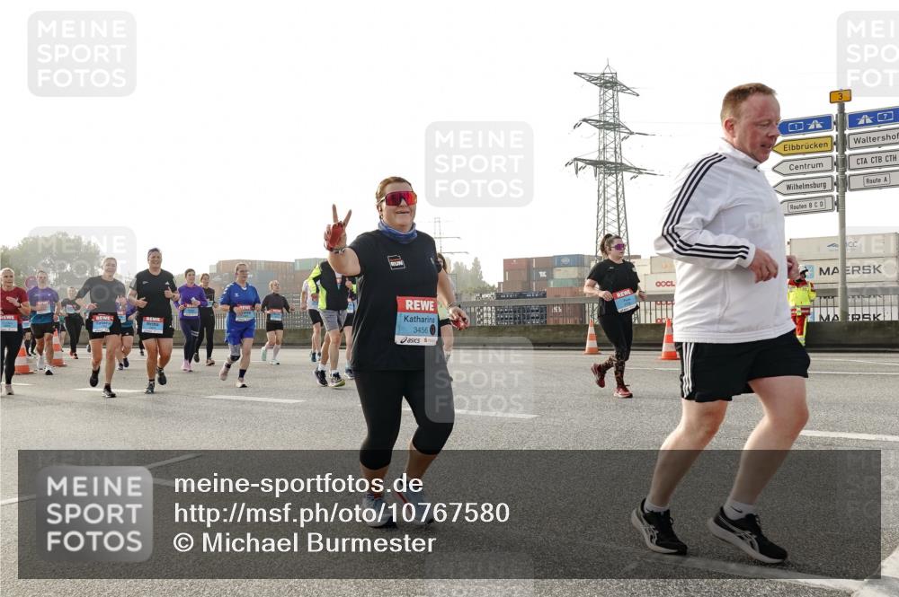 03.10.2026 - Köhlbrandbrückenlauf Michael Burmester http://msf.ph/oto/10767580 03.10.2026 09:24:43 Position 3 3456, 3 meine-sportfotos.de