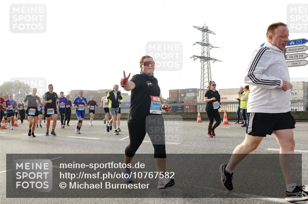 03.10.2026 - Köhlbrandbrückenlauf Michael Burmester http://msf.ph/oto/10767582 03.10.2026 09:24:43 Position 3 3456 meine-sportfotos.de