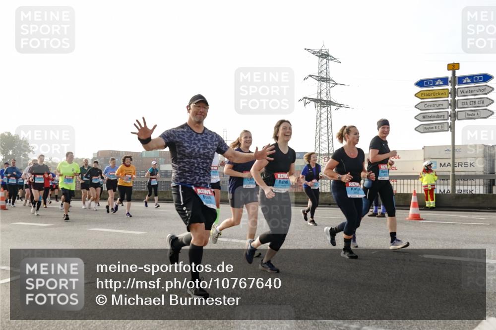 03.10.2026 - Köhlbrandbrückenlauf Michael Burmester http://msf.ph/oto/10767640 03.10.2026 09:24:53 Position 3 3 meine-sportfotos.de