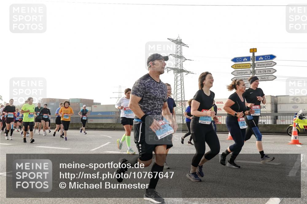 03.10.2026 - Köhlbrandbrückenlauf Michael Burmester http://msf.ph/oto/10767647 03.10.2026 09:24:53 Position 3 3193, 3589, 3 meine-sportfotos.de