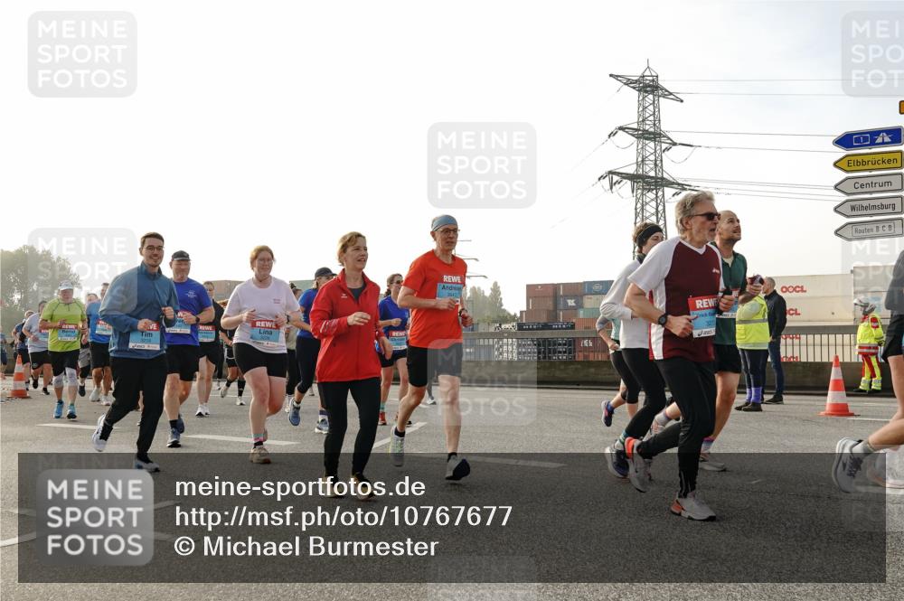 03.10.2026 - Köhlbrandbrückenlauf Michael Burmester http://msf.ph/oto/10767677 03.10.2026 09:24:59 Position 3 3647 meine-sportfotos.de