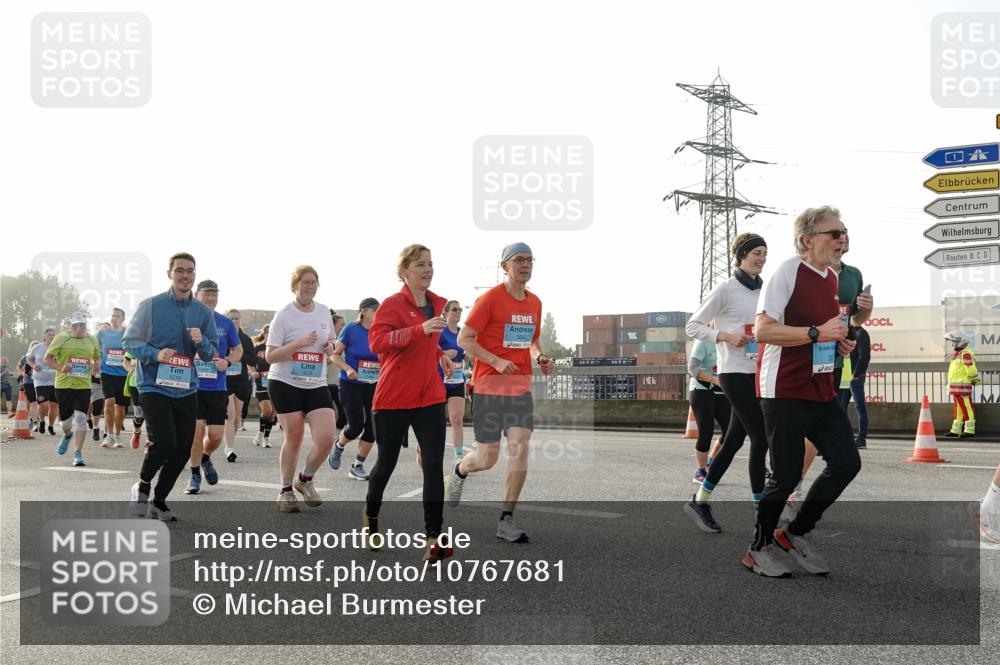 03.10.2026 - Köhlbrandbrückenlauf Michael Burmester http://msf.ph/oto/10767681 03.10.2026 09:24:59 Position 3 3647 meine-sportfotos.de
