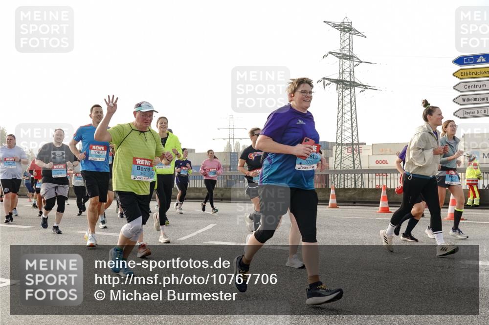 03.10.2026 - Köhlbrandbrückenlauf Michael Burmester http://msf.ph/oto/10767706 03.10.2026 09:25:02 Position 3 3491, 3375 meine-sportfotos.de