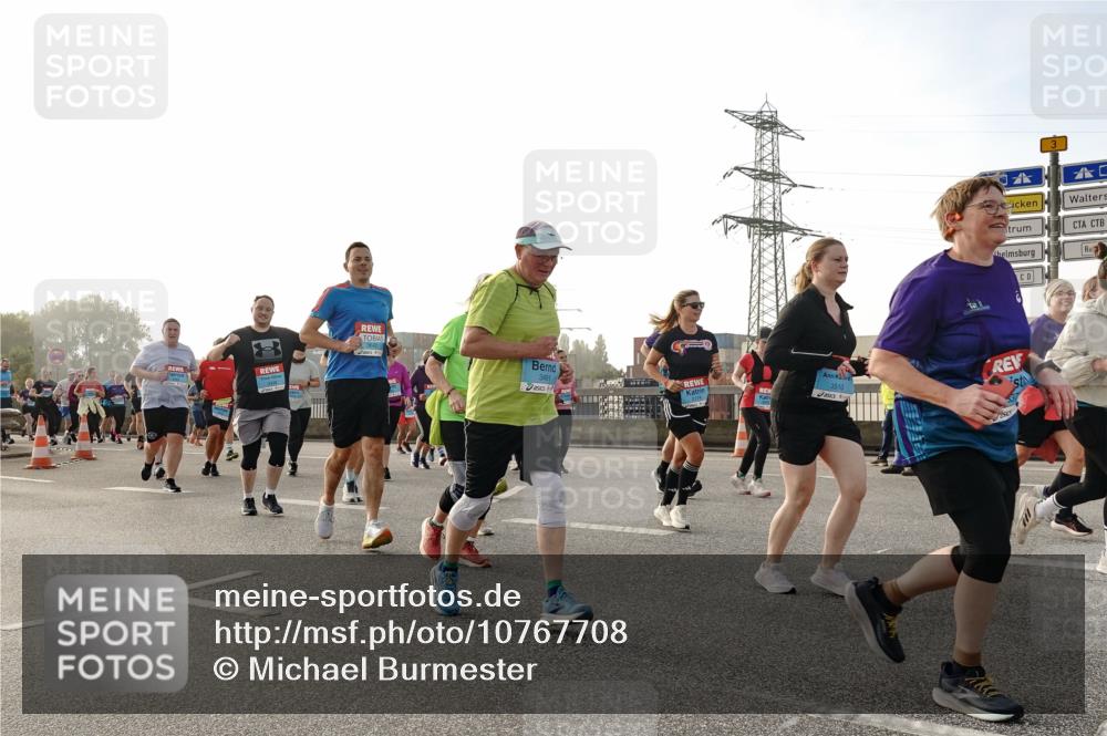 03.10.2026 - Köhlbrandbrückenlauf Michael Burmester http://msf.ph/oto/10767708 03.10.2026 09:25:02 Position 3 3491, 3510 meine-sportfotos.de