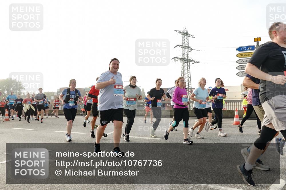 03.10.2026 - Köhlbrandbrückenlauf Michael Burmester http://msf.ph/oto/10767736 03.10.2026 09:25:05 Position 3 3685, 2, 3 meine-sportfotos.de