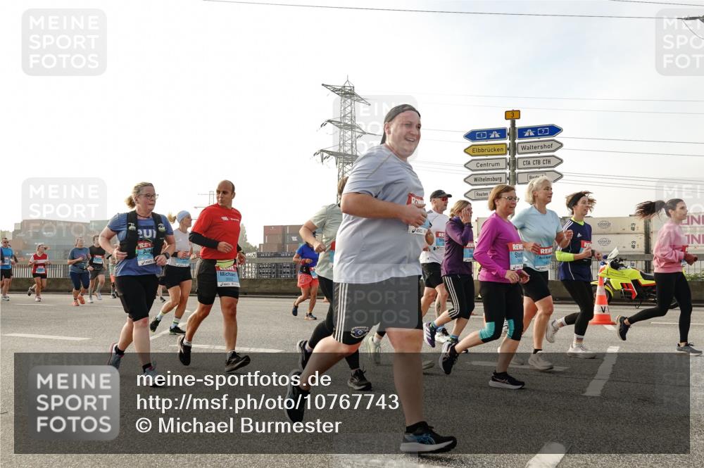 03.10.2026 - Köhlbrandbrückenlauf Michael Burmester http://msf.ph/oto/10767743 03.10.2026 09:25:06 Position 3 20, 3 meine-sportfotos.de