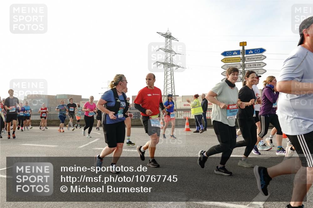 03.10.2026 - Köhlbrandbrückenlauf Michael Burmester http://msf.ph/oto/10767745 03.10.2026 09:25:06 Position 3 1909 meine-sportfotos.de