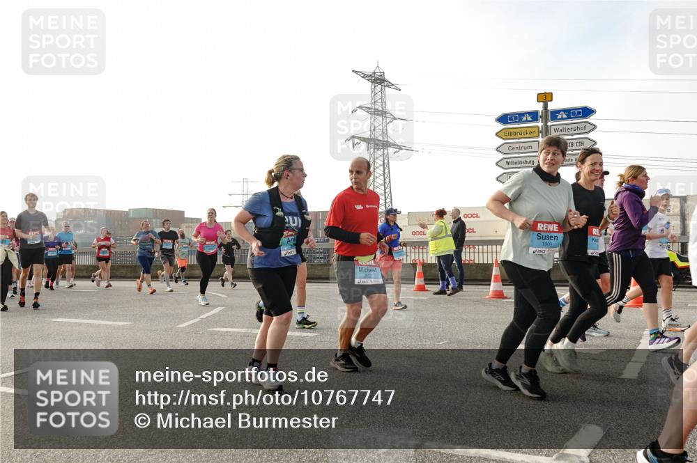 03.10.2026 - Köhlbrandbrückenlauf Michael Burmester http://msf.ph/oto/10767747 03.10.2026 09:25:06 Position 3 3552, 1909 meine-sportfotos.de