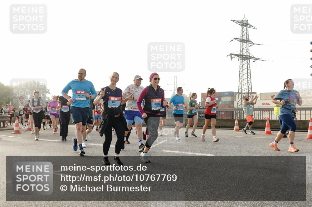 03.10.2026 - Köhlbrandbrückenlauf Michael Burmester http://msf.ph/oto/10767769 03.10.2026 09:25:10 Position 3 2734 meine-sportfotos.de