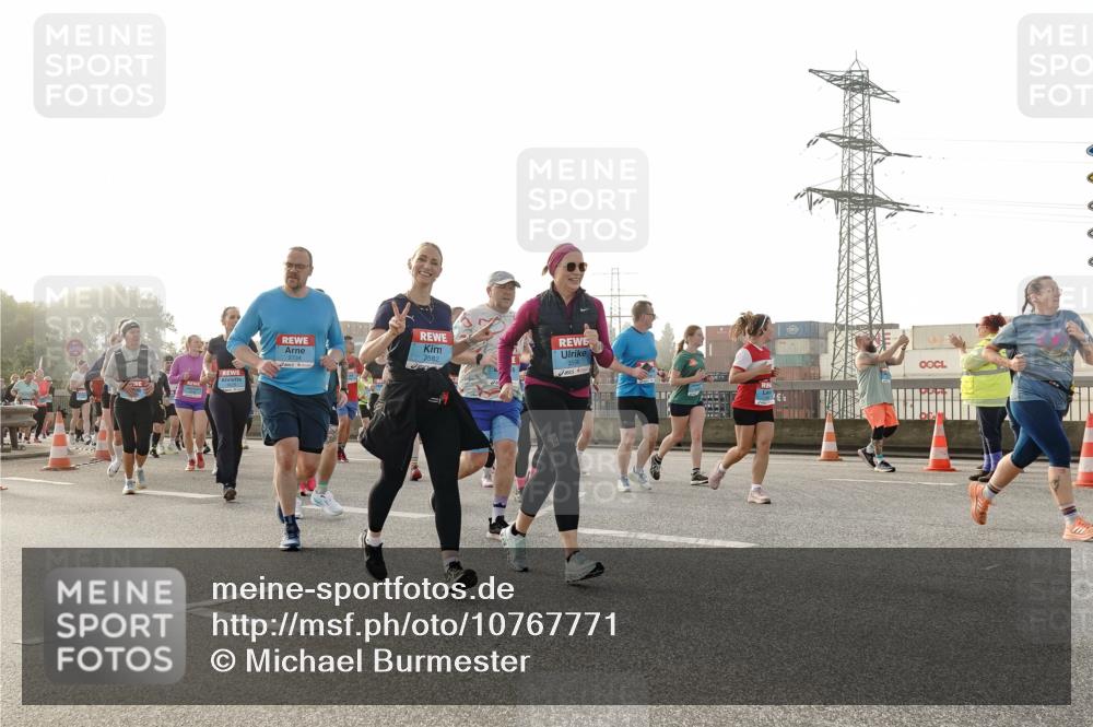 03.10.2026 - Köhlbrandbrückenlauf Michael Burmester http://msf.ph/oto/10767771 03.10.2026 09:25:11 Position 3 2734, 3582 meine-sportfotos.de