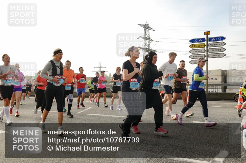 03.10.2026 - Köhlbrandbrückenlauf Michael Burmester http://msf.ph/oto/10767799 03.10.2026 09:25:14 Position 3 3544, 3575 meine-sportfotos.de