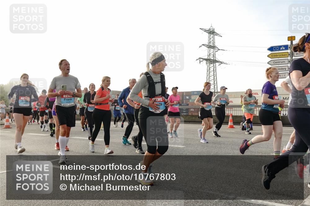 03.10.2026 - Köhlbrandbrückenlauf Michael Burmester http://msf.ph/oto/10767803 03.10.2026 09:25:14 Position 3 3544 meine-sportfotos.de