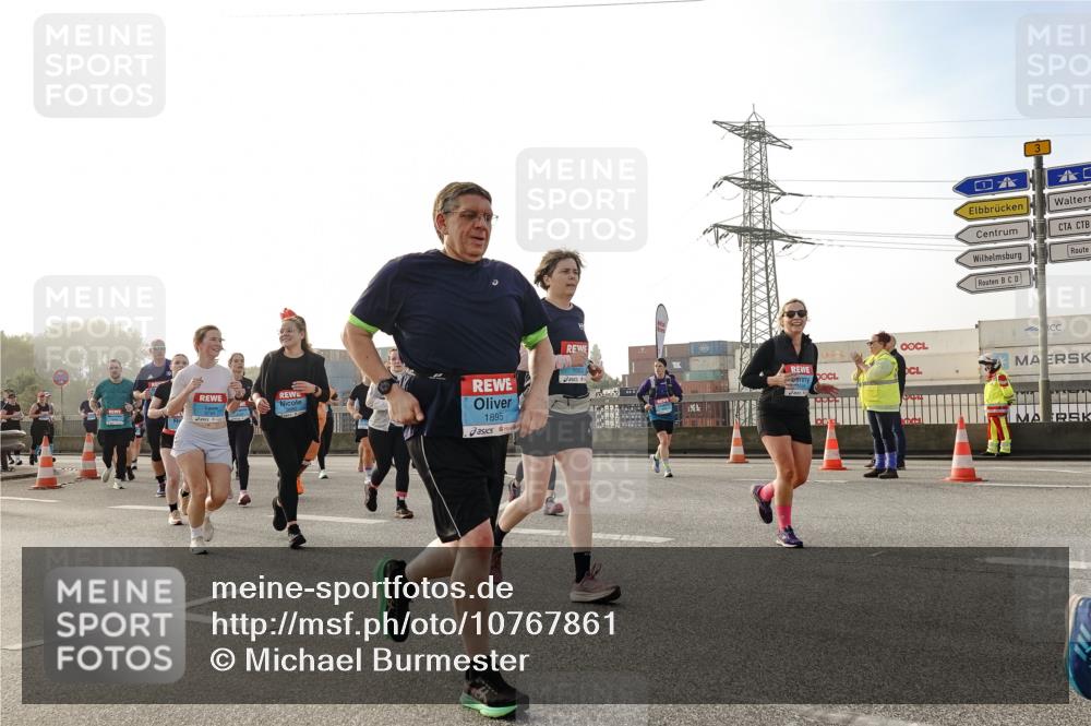 03.10.2026 - Köhlbrandbrückenlauf Michael Burmester http://msf.ph/oto/10767861 03.10.2026 09:25:23 Position 3 1895 meine-sportfotos.de