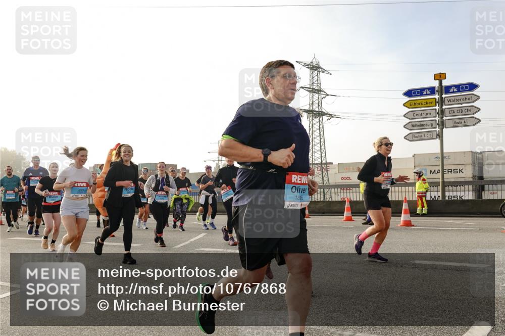 03.10.2026 - Köhlbrandbrückenlauf Michael Burmester http://msf.ph/oto/10767868 03.10.2026 09:25:23 Position 3 1895 meine-sportfotos.de