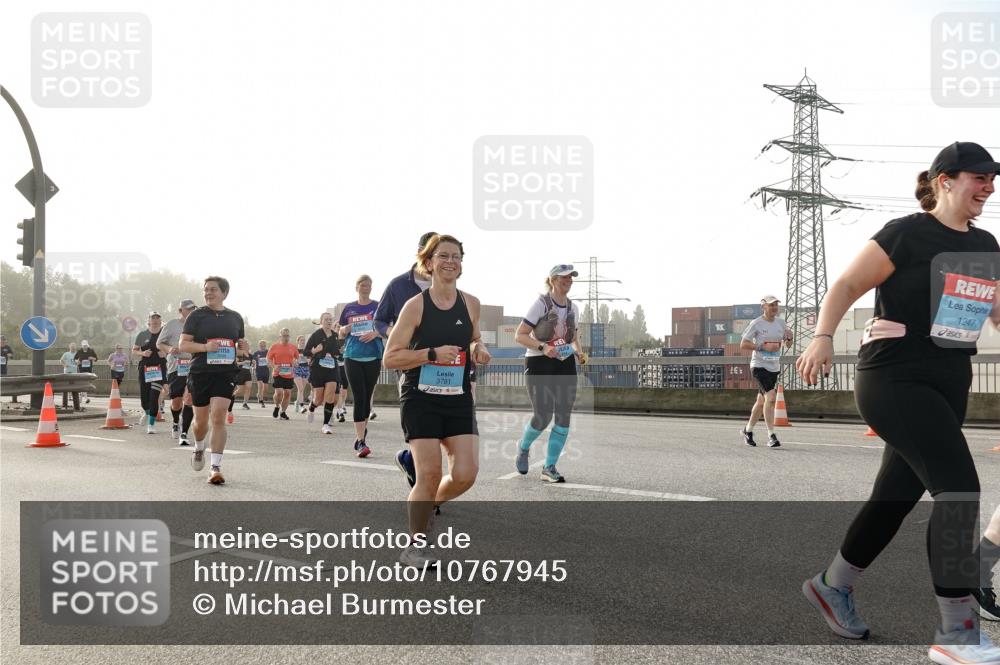 03.10.2026 - Köhlbrandbrückenlauf Michael Burmester http://msf.ph/oto/10767945 03.10.2026 09:25:34 Position 3 3781, 1247 meine-sportfotos.de