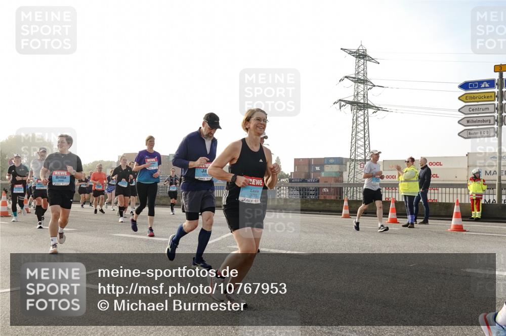 03.10.2026 - Köhlbrandbrückenlauf Michael Burmester http://msf.ph/oto/10767953 03.10.2026 09:25:34 Position 3 1629, 3781 meine-sportfotos.de