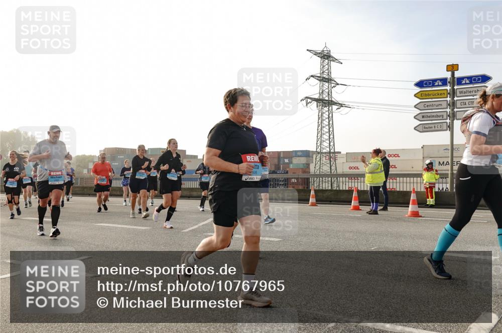 03.10.2026 - Köhlbrandbrückenlauf Michael Burmester http://msf.ph/oto/10767965 03.10.2026 09:25:36 Position 3  meine-sportfotos.de