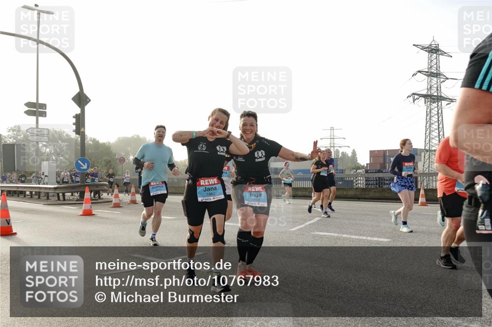 03.10.2026 - Köhlbrandbrückenlauf Michael Burmester http://msf.ph/oto/10767983 03.10.2026 09:25:40 Position 3 1863, 1859 meine-sportfotos.de