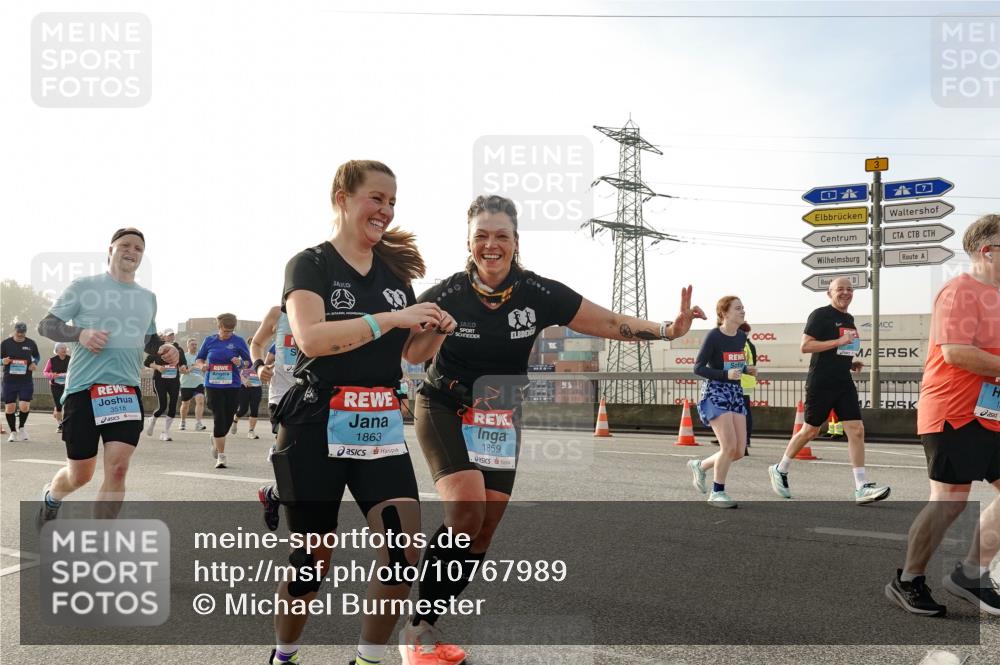03.10.2026 - Köhlbrandbrückenlauf Michael Burmester http://msf.ph/oto/10767989 03.10.2026 09:25:41 Position 3 3518, 1863, 1859, 3, 4 meine-sportfotos.de