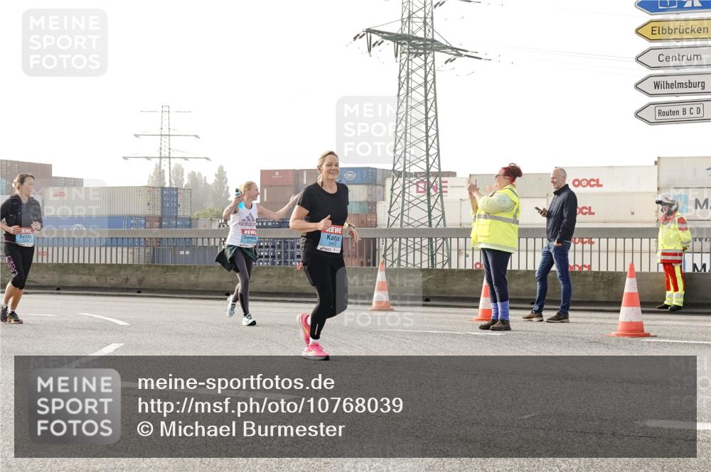 03.10.2026 - Köhlbrandbrückenlauf Michael Burmester http://msf.ph/oto/10768039 03.10.2026 09:25:49 Position 3  meine-sportfotos.de