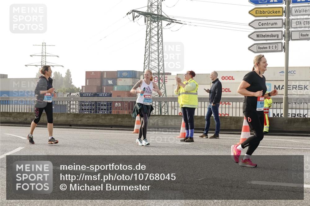 03.10.2026 - Köhlbrandbrückenlauf Michael Burmester http://msf.ph/oto/10768045 03.10.2026 09:25:50 Position 3 3208, 1010 meine-sportfotos.de