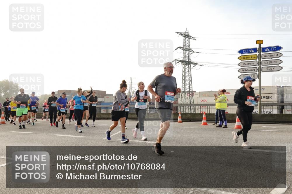 03.10.2026 - Köhlbrandbrückenlauf Michael Burmester http://msf.ph/oto/10768084 03.10.2026 09:25:55 Position 3 1046 meine-sportfotos.de