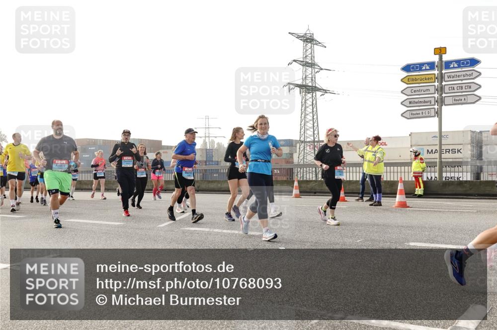 03.10.2026 - Köhlbrandbrückenlauf Michael Burmester http://msf.ph/oto/10768093 03.10.2026 09:25:58 Position 3 3 meine-sportfotos.de