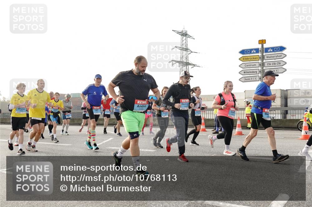 03.10.2026 - Köhlbrandbrückenlauf Michael Burmester http://msf.ph/oto/10768113 03.10.2026 09:26:00 Position 3 2086 meine-sportfotos.de