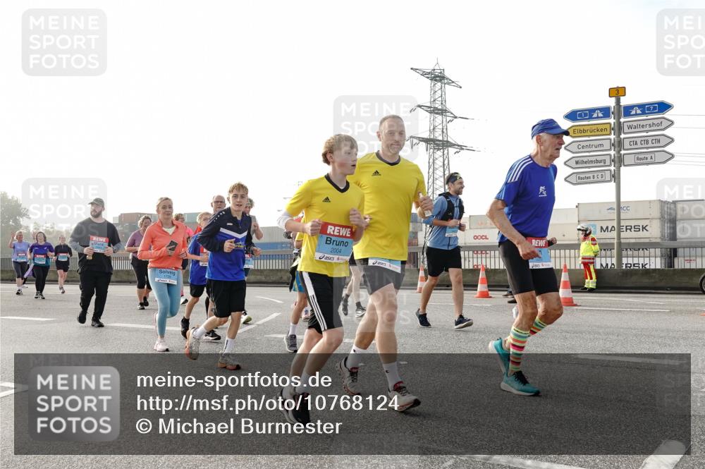 03.10.2026 - Köhlbrandbrückenlauf Michael Burmester http://msf.ph/oto/10768124 03.10.2026 09:26:02 Position 3 2004 meine-sportfotos.de