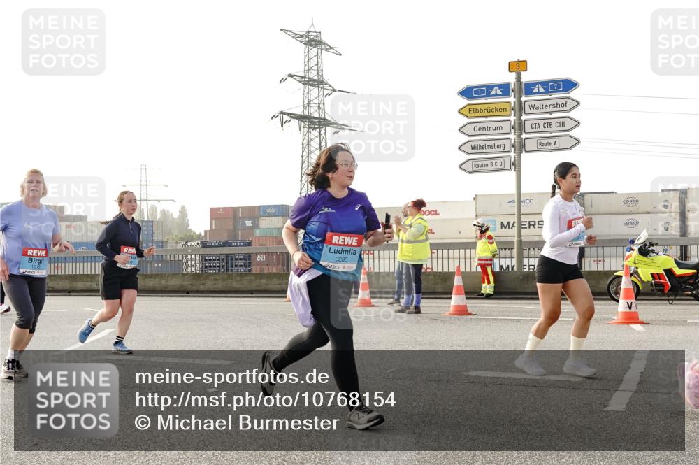 03.10.2026 - Köhlbrandbrückenlauf Michael Burmester http://msf.ph/oto/10768154 03.10.2026 09:26:07 Position 3 1215, 3285 meine-sportfotos.de